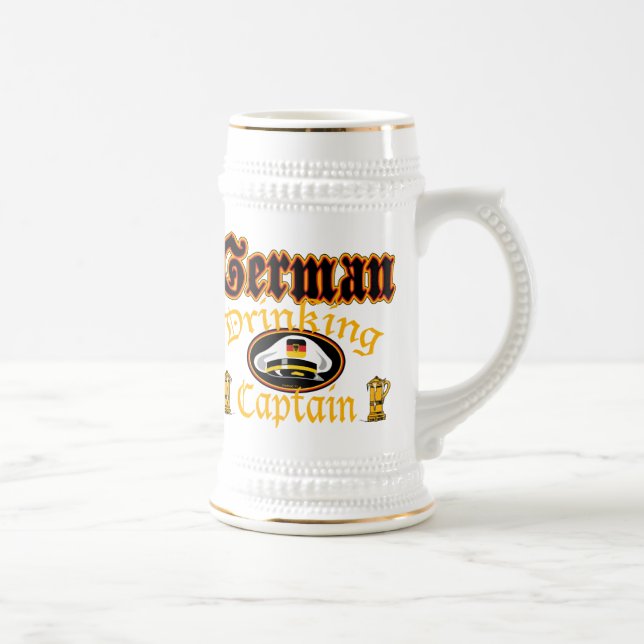 Cerveja Caneca bebendo alemão de Cptn (Direita)