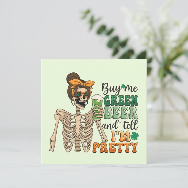 Cerveja Verde do comprar Me - Esqueleto | Rua, Dia (Em pé/Frente)