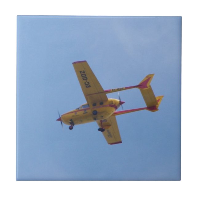 Cessna 337G Super Skymaster (Frente)