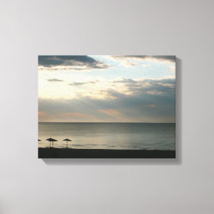 Céu de manhã sobre Canvas de praia grega