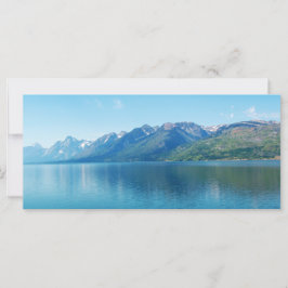 céu lindo, lago e montanha Grand Teton