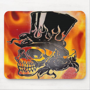Chamas do chapéu alto do crânio & rosas Mousepad