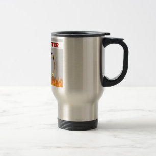 Chamas do sapador-bombeiro e caneca de viagem do