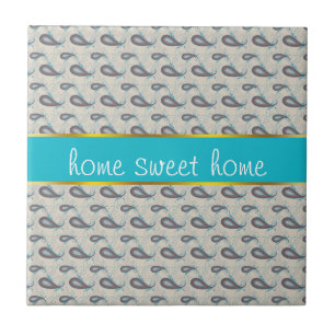 Champagne Paisley Pattern