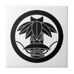 Chapéu de bambu e junco em círculo