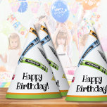 Chapéu De Festa Crayon Happy Birthday Kids Green Orange<br><div class="desc">Crayons rodeiam este chapéu de festa de aniversário com "Parabéns!" acima deles que combinam com as outras peças desta coleção. Altere facilmente os bares coloridos no topo ou adicione um plano de fundo,  se desejar.</div>