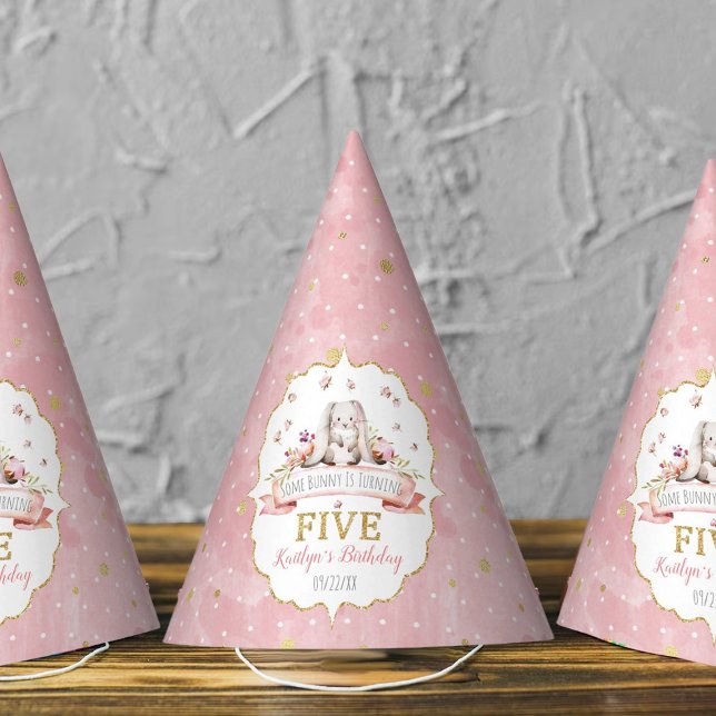 Chapéu De Festa Um coelhinho está virando cinco 5 de aniversário (Criador carregado)