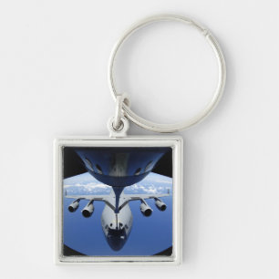 Chaveiro A.A. - 17 Globemaster III recebem o combustível