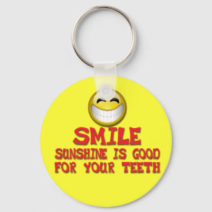 CHAVEIRO A LUZ DO SOL DO SORRISO É BOA PARA SEUS DENTES