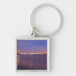 Chaveiro A Ponte Golden Gate ao anoitecer a partir de Kirby