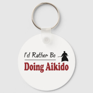 Chaveiro A preferencialmente esteja fazendo o Aikido