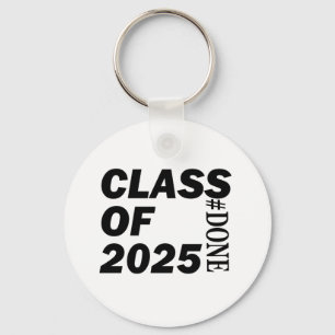 Chaveiro A turma de 2025 concluiu a graduação para ele.