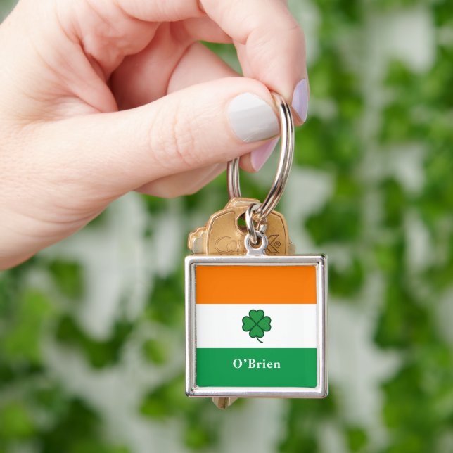 Chaveiro Abridor de Garrafas com a Bandeira Irlandesa Perso (Mão)