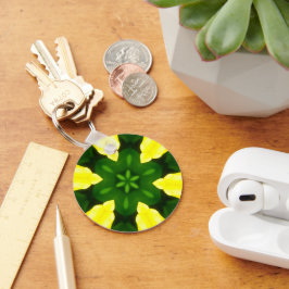 CHAVEIRO ABSTRACT YELLOW AND GREEN DRAWING. SAMER BRASIL. 3