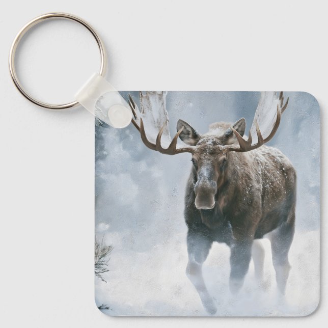 Chaveiro Alce Macho Caminhando pela Neve Boreal (Frente)