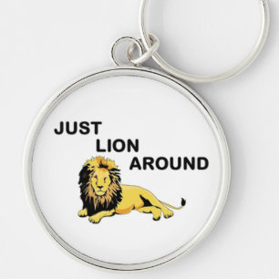 CHAVEIRO APENAS LION POR AÍ