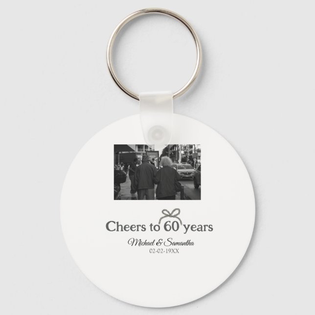 Chaveiro arco ouro aplaude casamento de 60 anos (Frente)