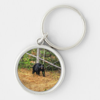 Chaveiro Arte Fotográfica do Urso Negro Selvagem e Floresta