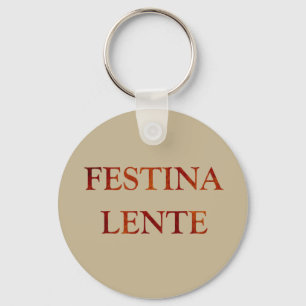 Chaveiro aspas festina lente latin
