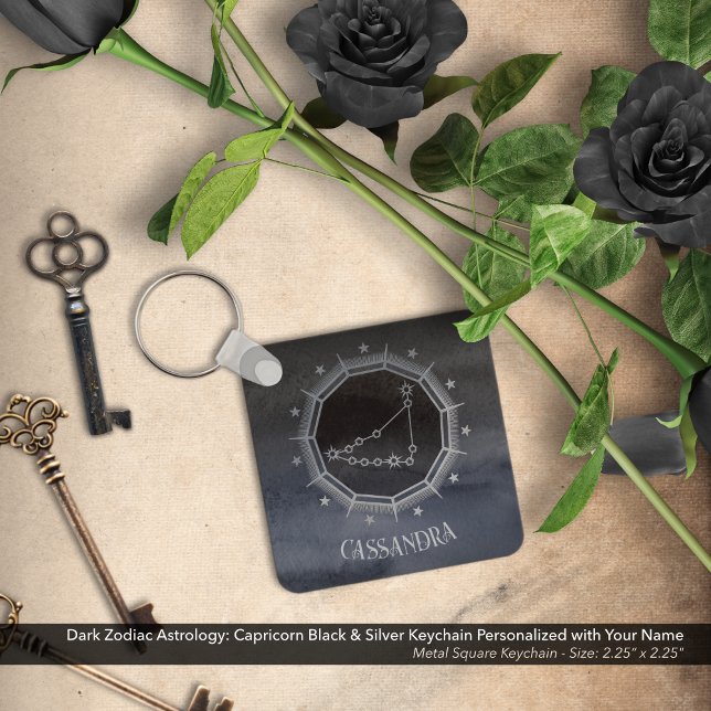 Chaveiro Astrologia Zodiaca Escura: Capricórnio Black Silve (Dark Zodiac Astrology: Capricorn Black & Silver Keychain Personalized with Your Name)