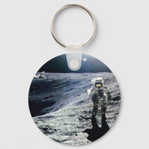 Chaveiro Astronauta de Apollo que anda na lua e na cratera