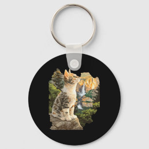 Chaveiro Aventura de Exploração ao Ar Livre com Gato Fofo