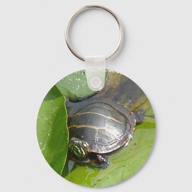 Chaveiro Baby Painted Turtle on Lilypad Items (Frente)