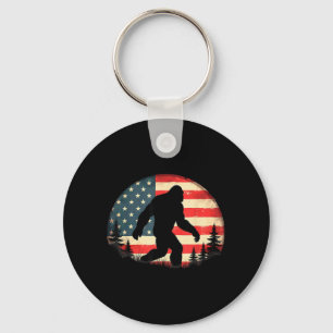 Chaveiro Bandeira Americana Retro Bigfoot Sasquatch Hiking