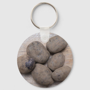 Chaveiro Batatas em madeira rústica Conceito