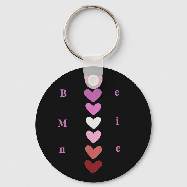 Chaveiro Be Mine Minimal Heart Stack Valentine T-Shirt (Frente)