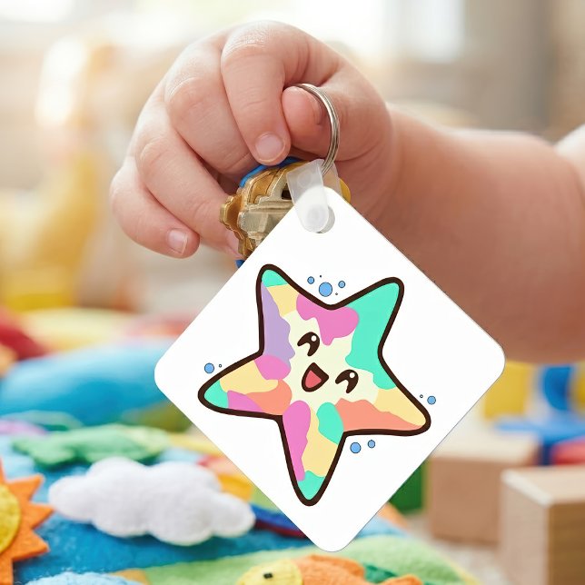 Chaveiro Bebê Estrela-do-Mar Kawaii Sorridente com Bolhas (Cute Smiling Kawaii Baby Starfish with Bubbles. Keychain)