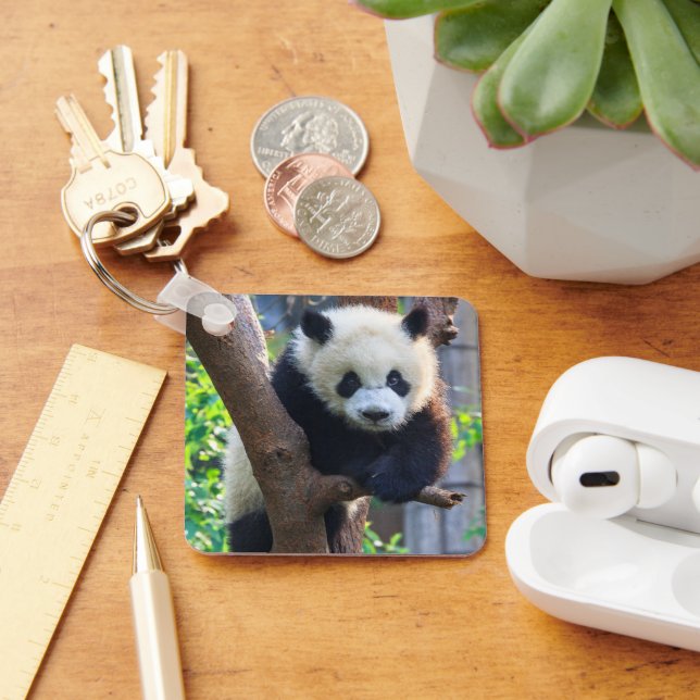 Chaveiro Bebês Mais Pobres | Giant Panda Cub (Mesa)