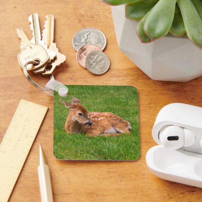 Chaveiro Bebês Mais Pobres | Pequena Fawn (Mesa)