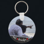 Chaveiro Best Grandpa Ever Custom Photo<br><div class="desc">Make your Grandfather happy with this pretty and modern “Best Grandpa Ever” keychain. It is a perfect gift for Father's Day, Birthday, Christmas or any occasion to show him how much you care and love him. Just add the photo you want, and you will have a unique and wonderful gift....</div>