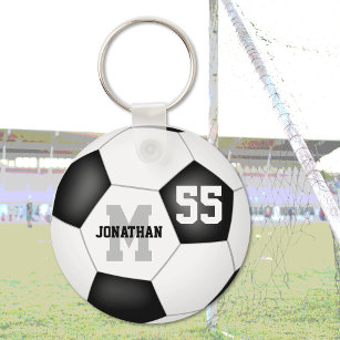 Chaveiro bola simples de futebol preto e branco personaliza