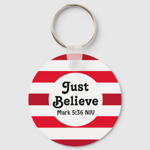 Chaveiro Bonito Vermelho e Branco Acredite Feliz Natal