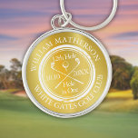 Chaveiro Buraco de Golfe Dourado em um Clássico Personaliza<br><div class="desc">Apresentando um design clássico de efeito de carimbo envelhecido. Personalize o nome,  o número do buraco de localização e a data para criar uma manutenção de excelente para celebrar esse buraco fantástico em um só. Projetado por Thisnotme©</div>