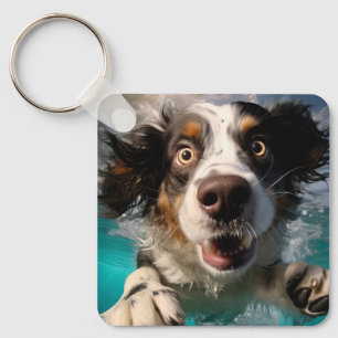 Chaveiro Cachorro Animado Nadando Embaixo D'água Design