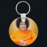 Chaveiro Cadeia-chave Sathya Sai Baba<br><div class="desc">Sathya Sai Baba Chaveiro Sathya's Corner é o único lugar para Designs Sathya Sai. Designs criativos de T-Shirt,  Mugs,  Stickers,  e muito mais. Fique atento a mais designs criativas nos ensinamentos de Sathya Sai Baba.</div>