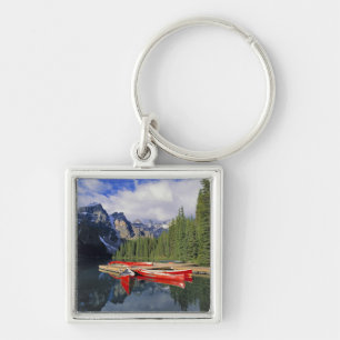 Chaveiro Canadá, Alberta, Lago Moraine. O espelho d'água
