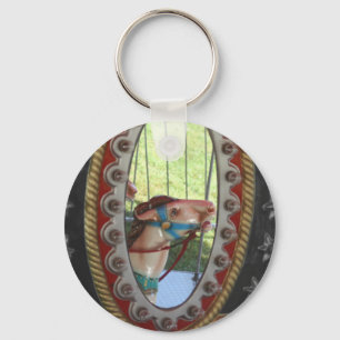 Chaveiro Carrossel Horse em Preto Espelho Branco