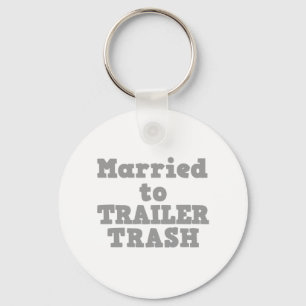 CHAVEIRO CASADO A UM TRAILER TRASH