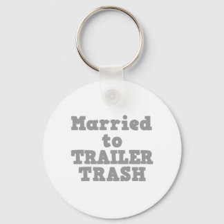 CHAVEIRO CASADO A UM TRAILER TRASH