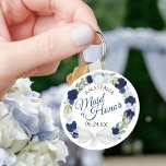 Chaveiro Casamento de Madrinha de casamento Floral Azul Ele<br><div class="desc">Esta chaveiro é projetada como uma obrigado que você dá para a Madrinha de casamento do seu casamento. O elegante design de bico, uma mão rústica pintou design de aquarela com uma coroa de rosas e flores em tons de azul, marinho e índigo poeirentos. O texto é escrito em letras...</div>