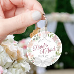 Chaveiro Casamento De Roupa Floral Cor-De-Rosa Elegante<br><div class="desc">Estas chaveiros são desenhadas para oferecer como favores às damas de honra na sua festa de casamento. Eles apresentam um design de cor d'água pintado à mão rústica com uma coroa floral em tons de rosa-pincel, coral, mauve, menta, musgo e verde-sábio. O texto é escrito em letras elegantes, e há...</div>