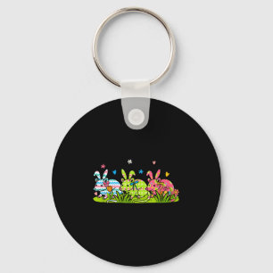 Chaveiro Cesta de ovos de Páscoa de três coelhinhos colorid