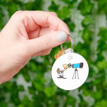 Chaveiro Cientista com Telescope Astronomy Science Humor<br><div class="desc">Leve o seu amor pela ciência para todos os lugares com este chaveiro de desenho animado cientista divertido. Com um cientista esquisito olhando através de um telescópio, esse design é perfeito para amantes da astronomia, entusiastas do espaço e geeks de ciência. Quer você seja um estudante, professor, pesquisador, ou simplesmente...</div>