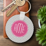 Chaveiro Cinzas e braçadeiras cor-de-rosa com monograma per<br><div class="desc">Um design de arte ousada em cores frescas e alegres. Se precisar ajustar os monogramas,  clique no botão personalizar e faça alterações.</div>