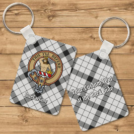 Chaveiro Clan MacFarlane Crest sobre Tartan Preto e Branco