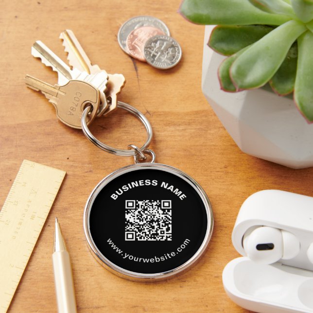 Chaveiro Código QR com Nome da Empresa Texto Circular em Ne (Mesa)